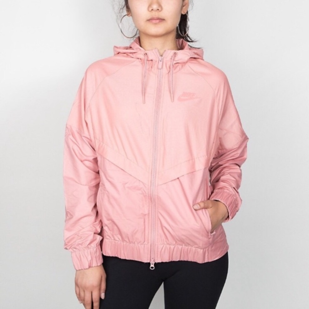 Nike Women's Sportswear Windrunner Jacket